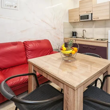 Tamaria Apartment *